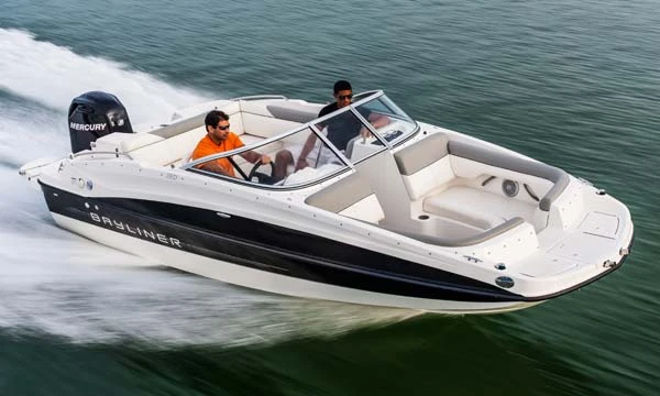 Deck Boat- Bayliner 190DB